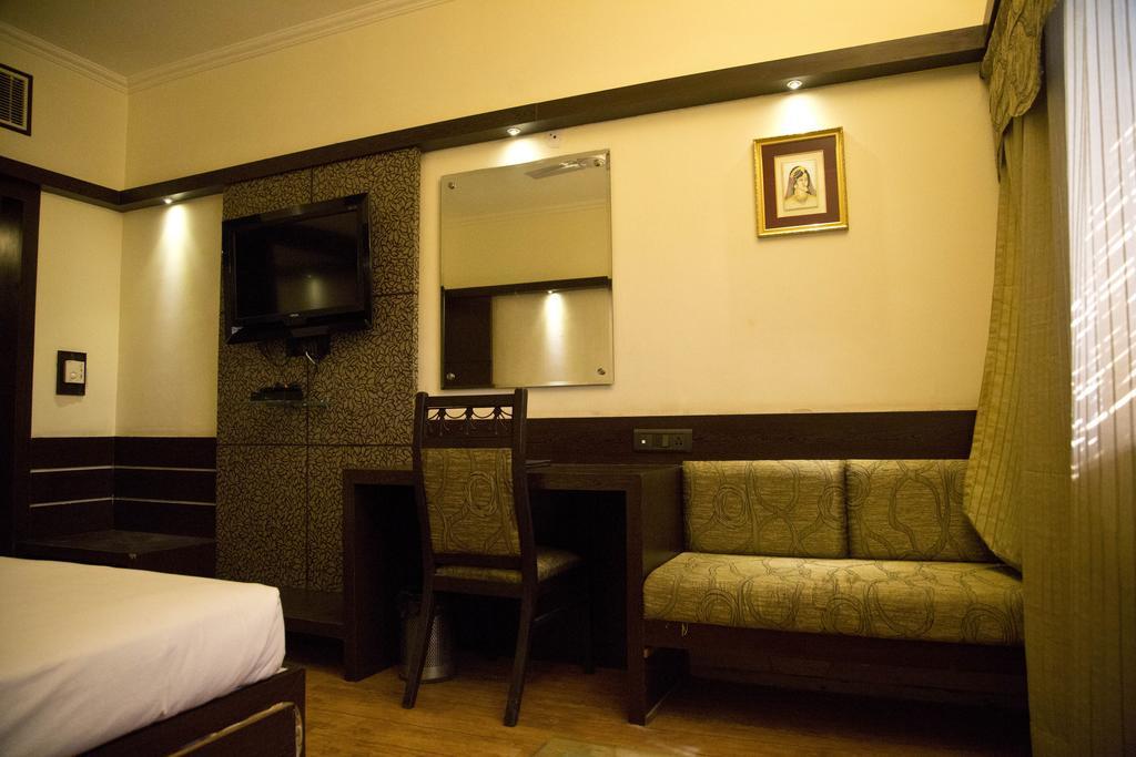 The Rajshahi Palace Hotell Indore Eksteriør bilde