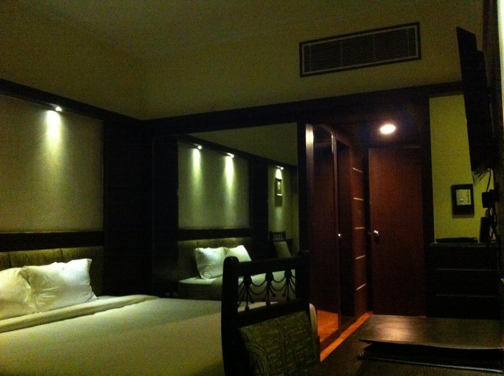 The Rajshahi Palace Hotell Indore Rom bilde